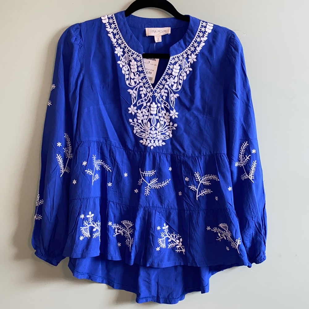 NWT LUNA MOON SUMMER TOP SIZE S